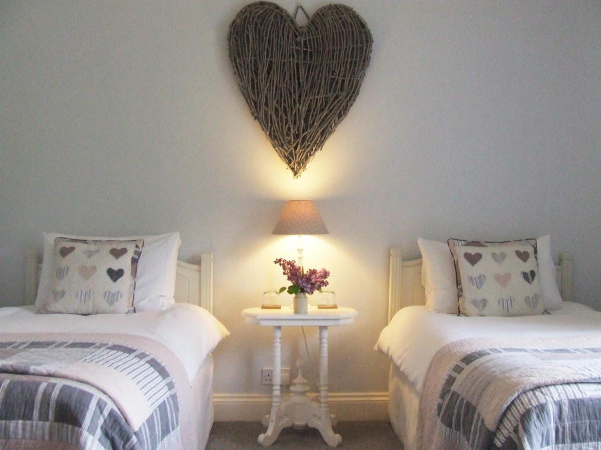 Lobhill Farmhouse Bed And Breakfast And Self Catering Accommodation Okehampton Exteriér fotografie