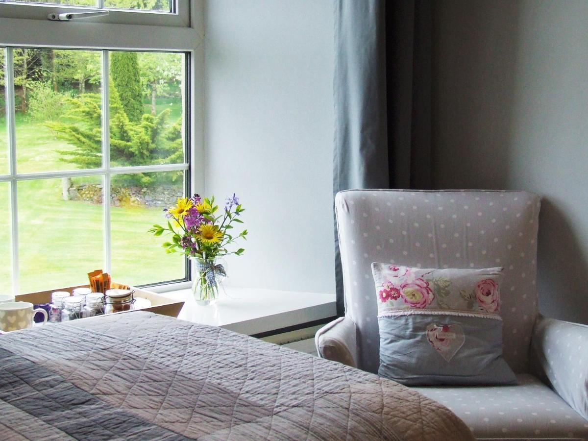 Lobhill Farmhouse Bed And Breakfast And Self Catering Accommodation Okehampton Exteriér fotografie