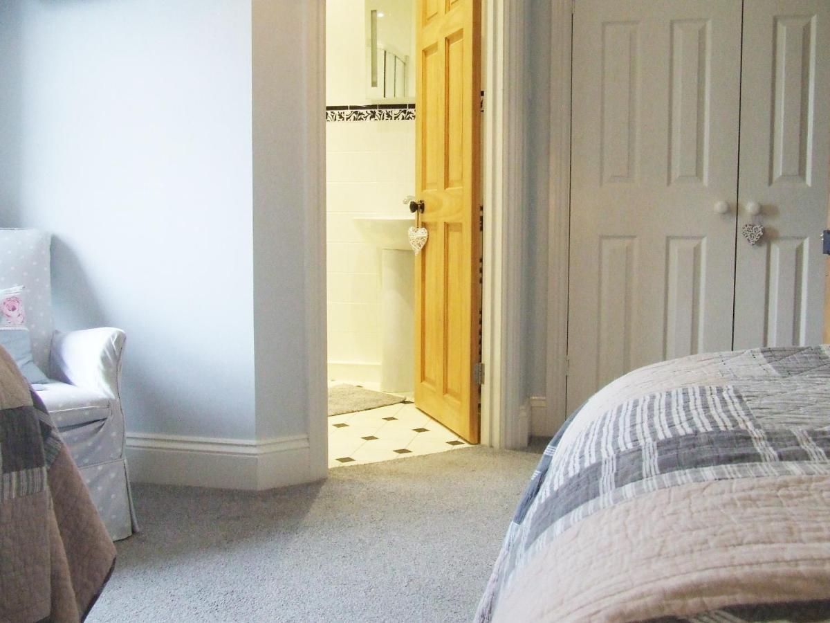 Lobhill Farmhouse Bed And Breakfast And Self Catering Accommodation Okehampton Exteriér fotografie