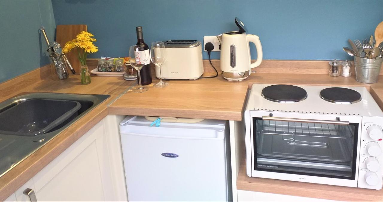 Lobhill Farmhouse Bed And Breakfast And Self Catering Accommodation Okehampton Exteriér fotografie