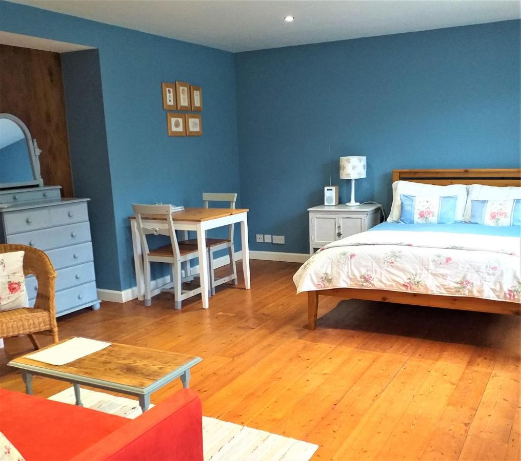 Lobhill Farmhouse Bed And Breakfast And Self Catering Accommodation Okehampton Exteriér fotografie
