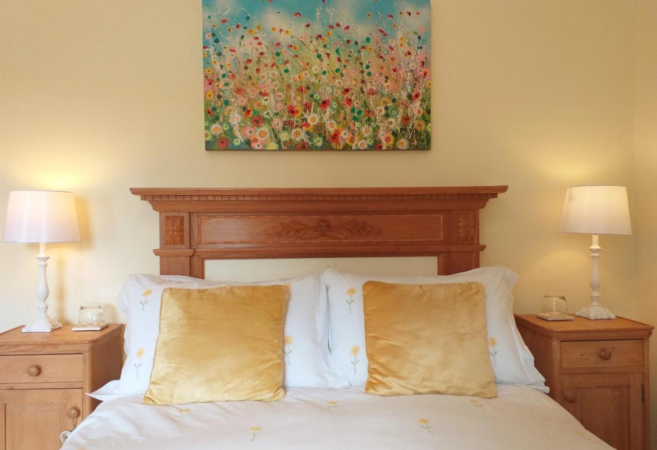 Lobhill Farmhouse Bed And Breakfast And Self Catering Accommodation Okehampton Pokoj fotografie